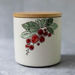 In Homestylez 2021 ceramic canister jar wooden lid red berries fruit 4"